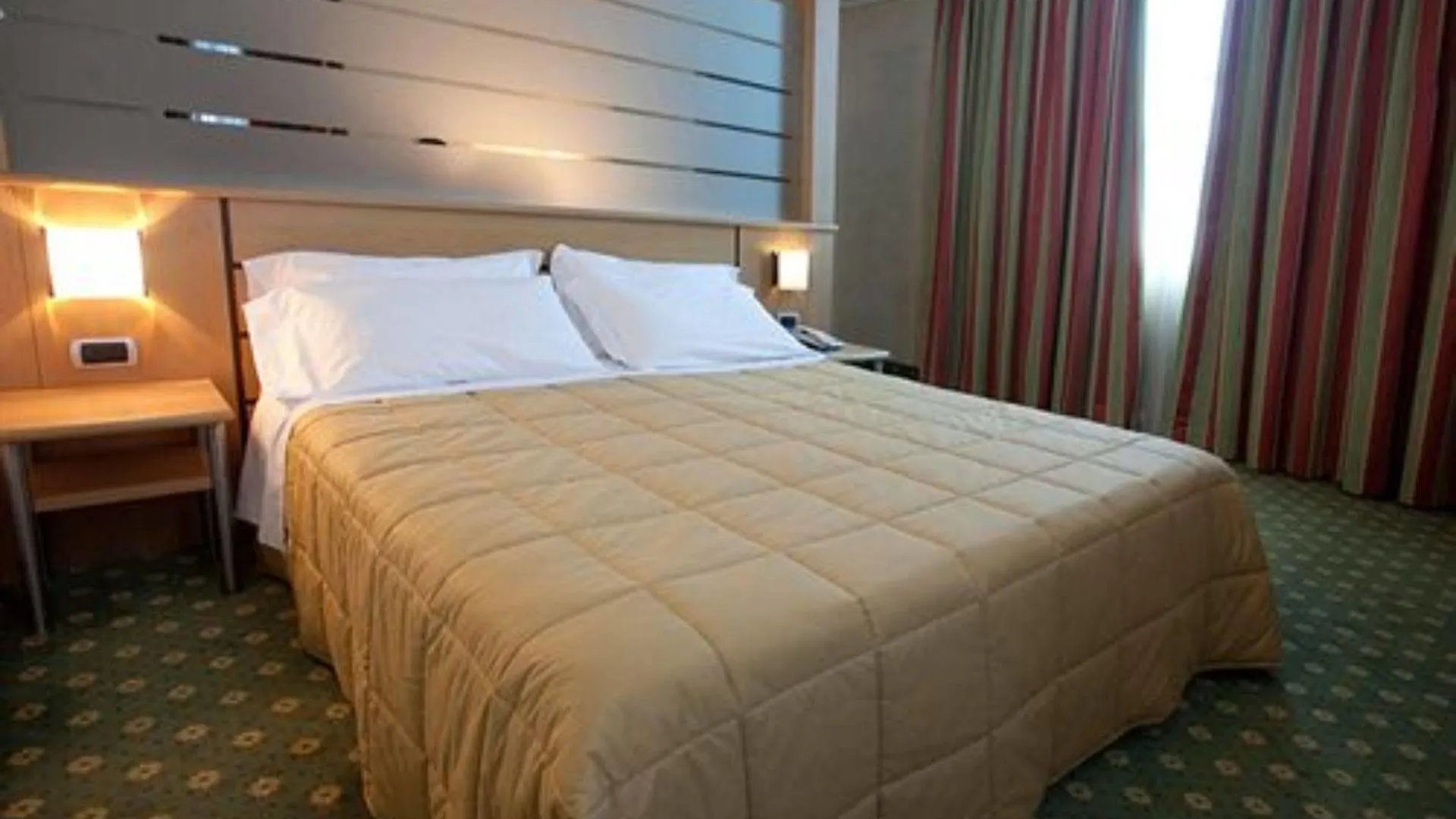 ****  Garda Hotel Montichiari Olaszország