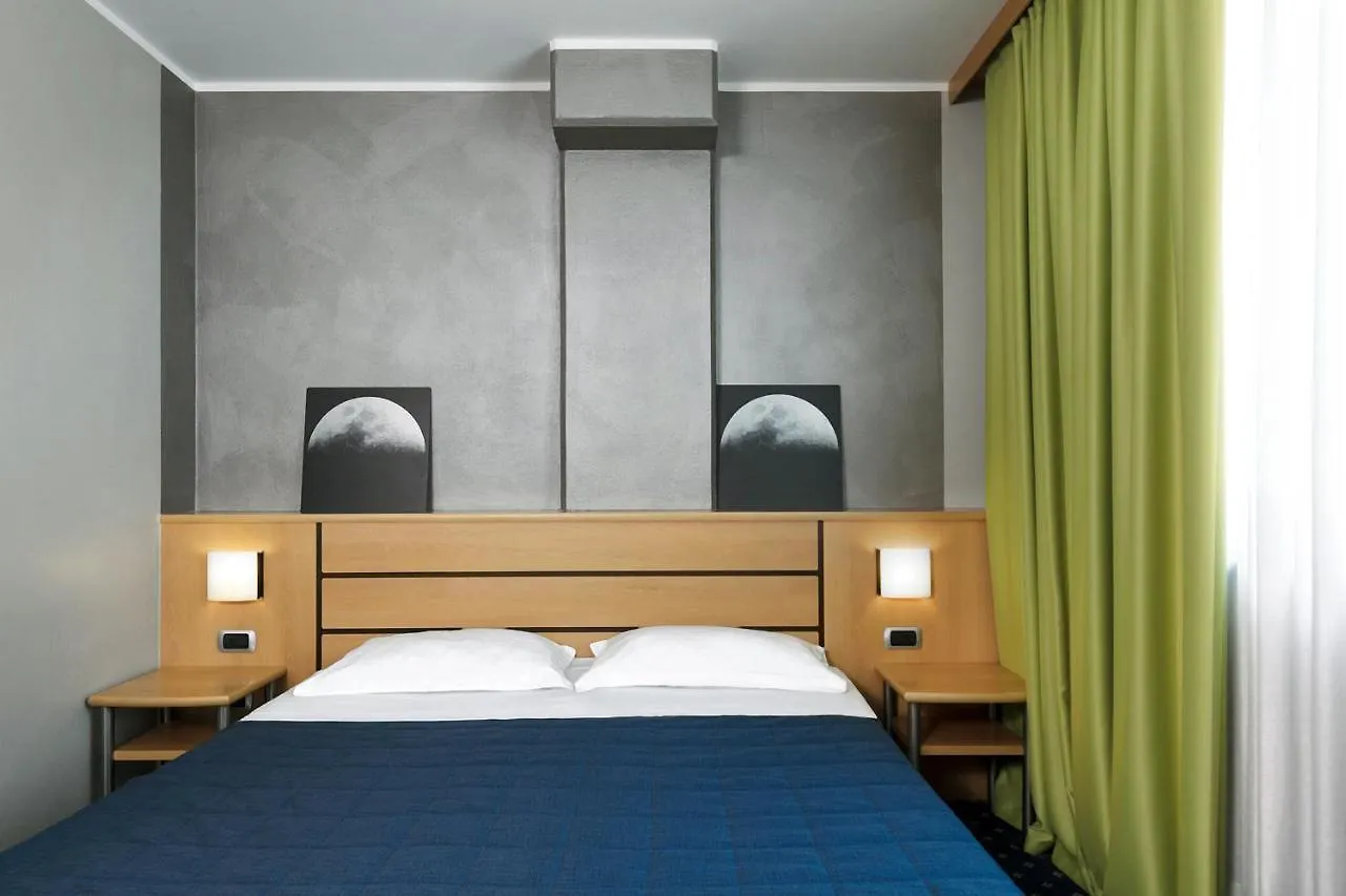 Garda Hotel Montichiari